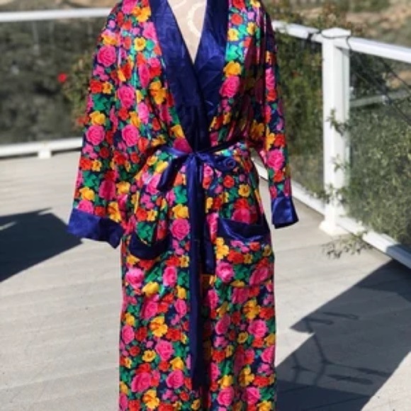Victorias SECRET GOLD LABEL VINTAGE FLORAL ROBE satin multicolor 70s old money - Picture 3 of 3